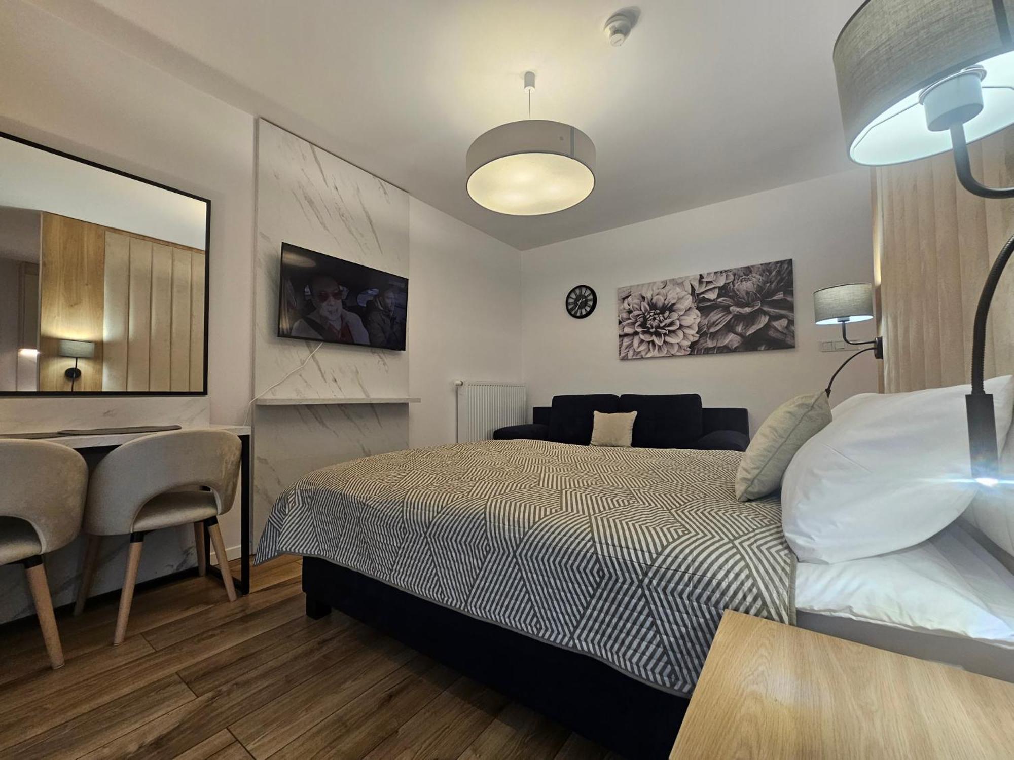 City Sense New Apartments - Main Station And City Center Breslávia Exterior foto
